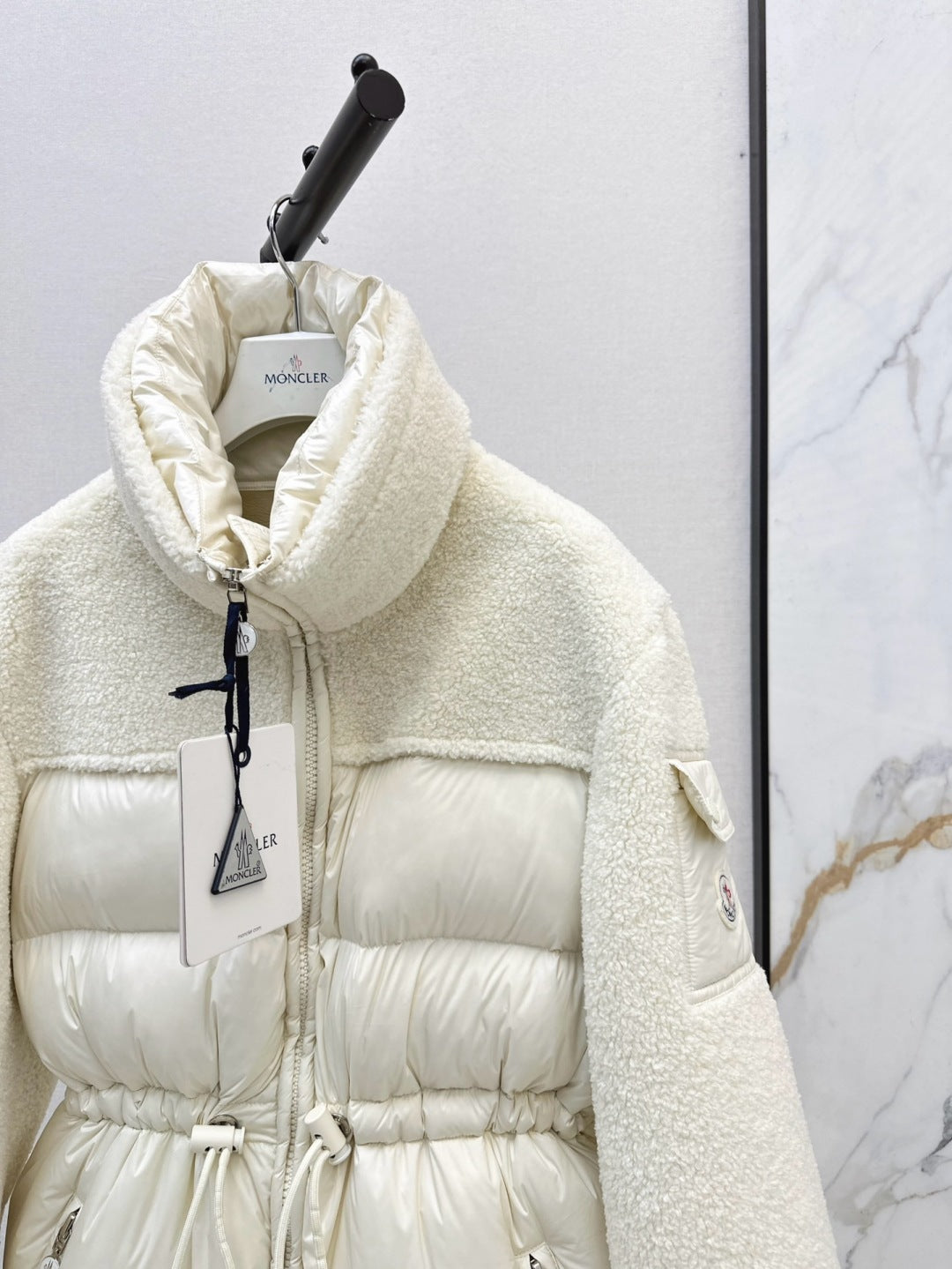 Monc 25fw down jacket