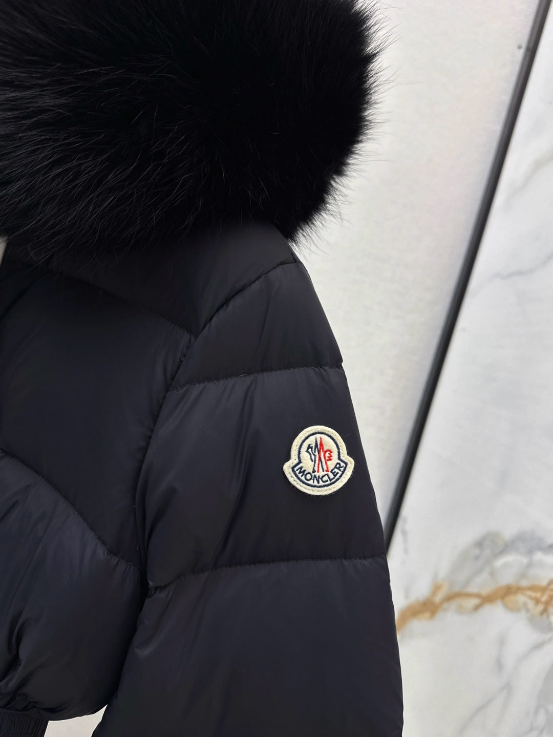 Monc 25fw down jacket