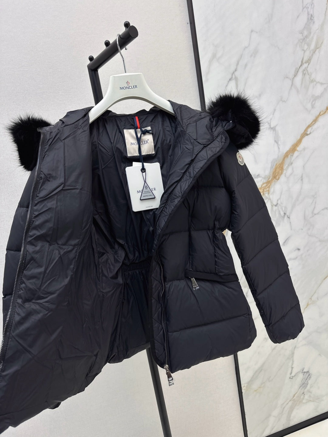 Monc 25fw down jacket