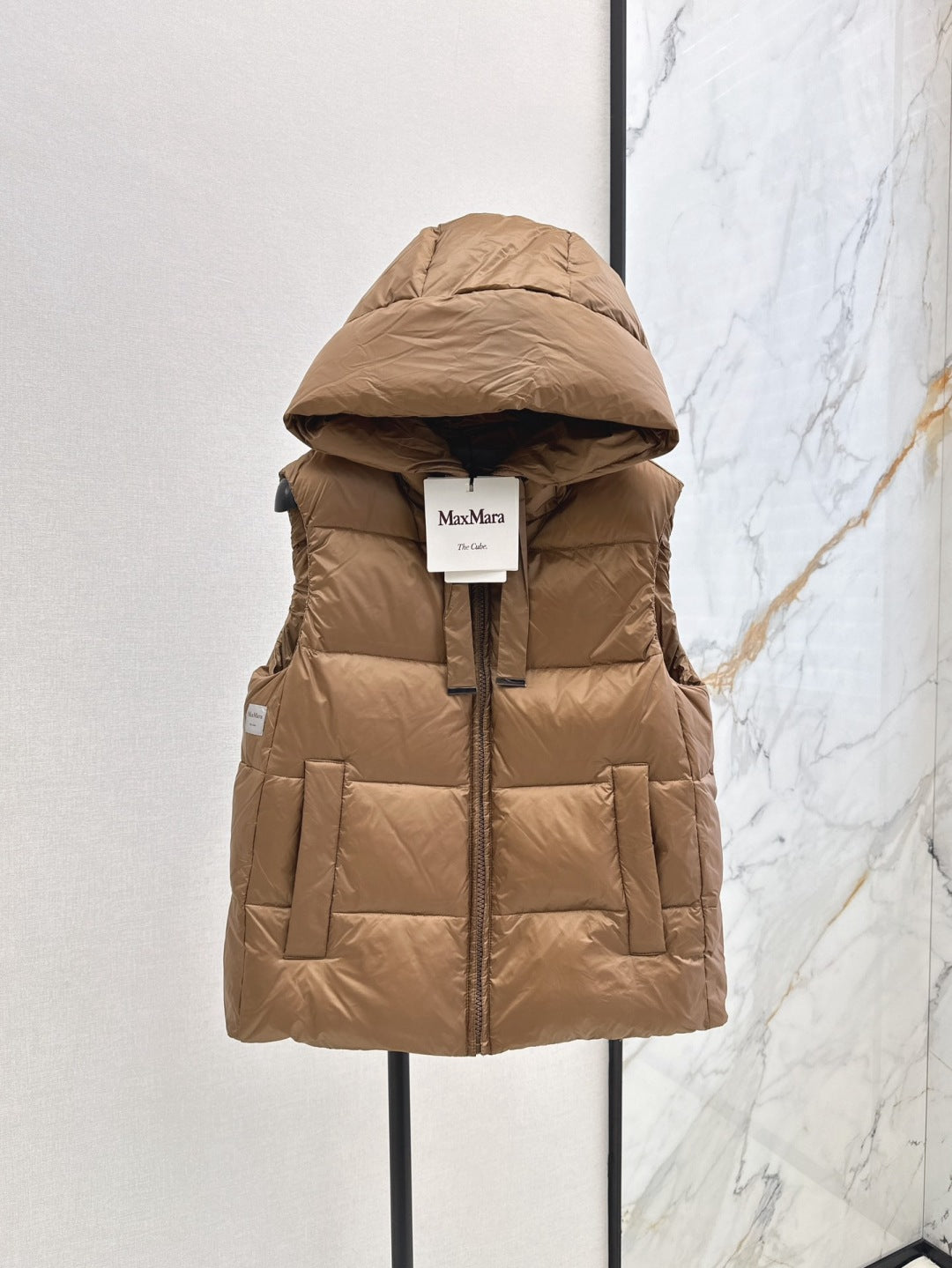 Max 25fw down vest