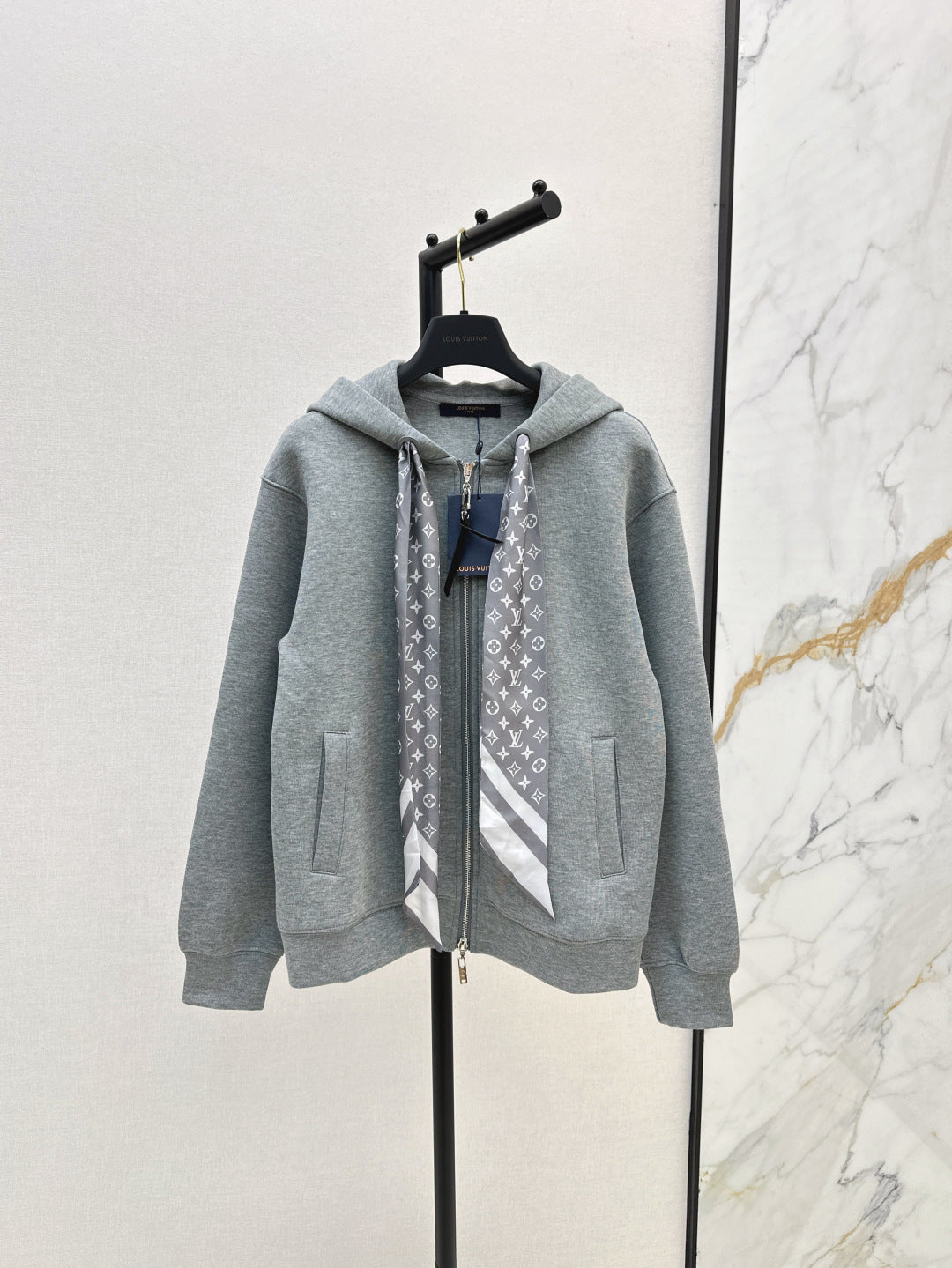 Louis 25fw scarf jacket