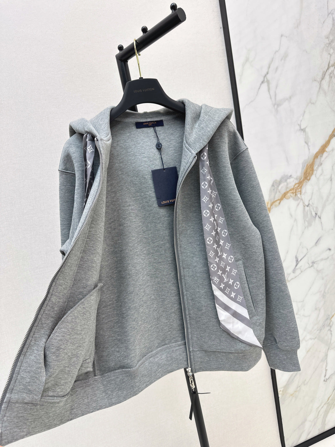Louis 25fw scarf jacket