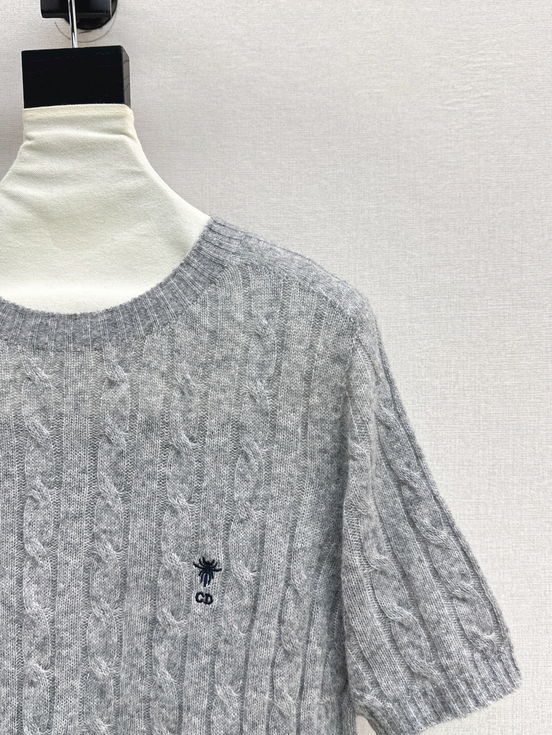 CD 25fw knitted sweater