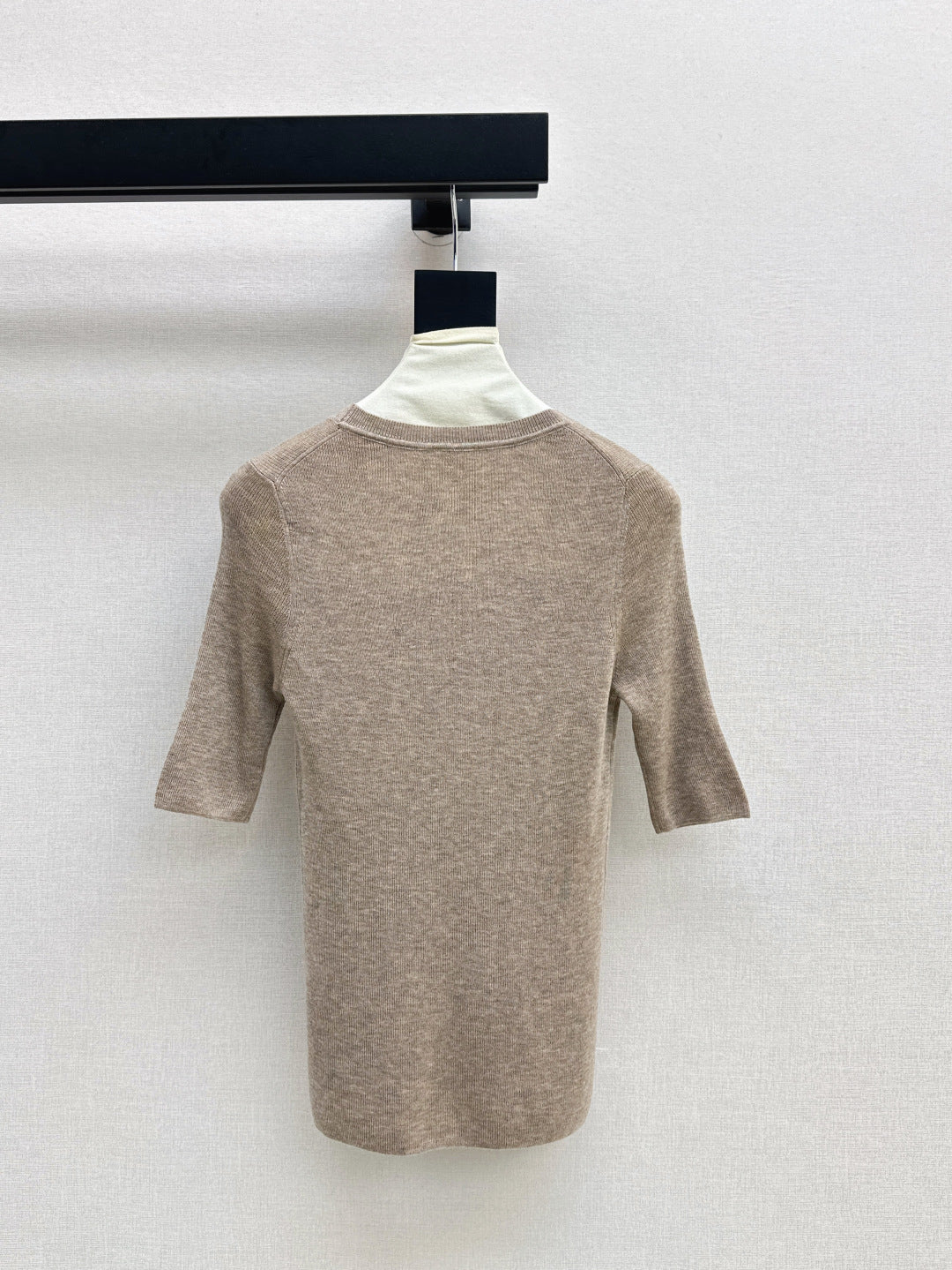 Loe 25fw knitted sweater