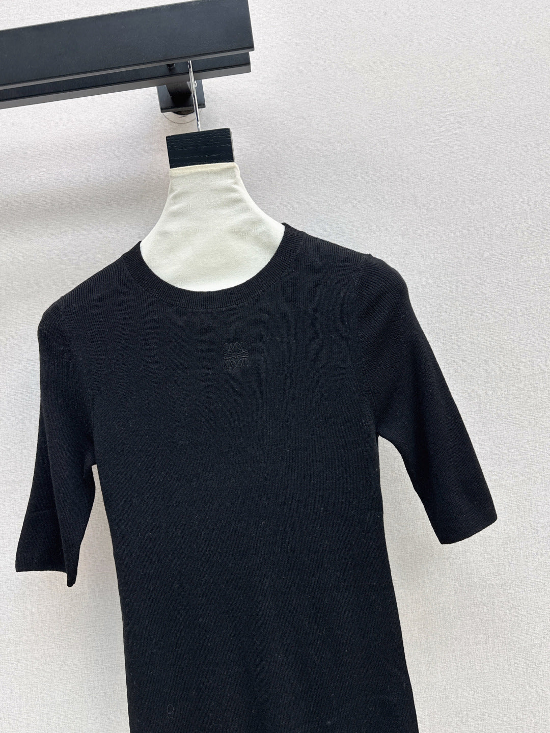Loe 25fw knitted sweater