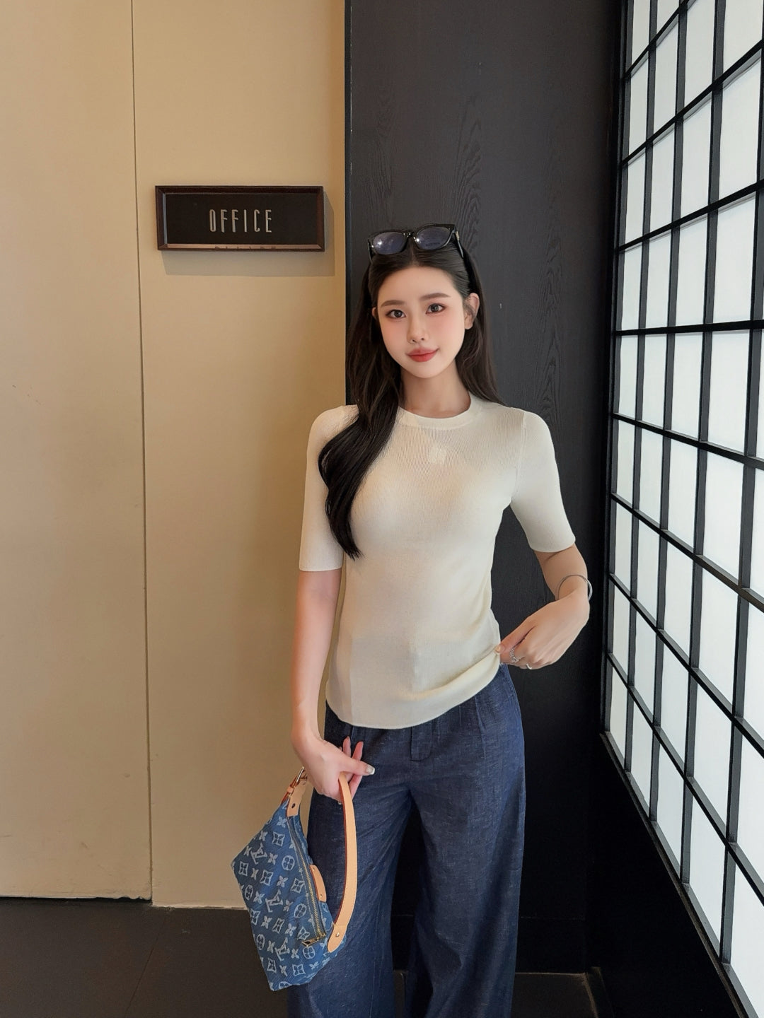 Loe 25fw knitted sweater