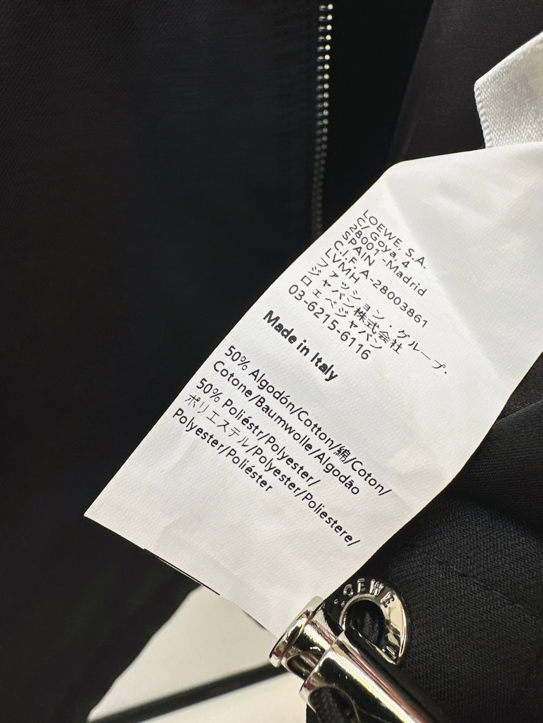 Loe 25fw hooded jacket