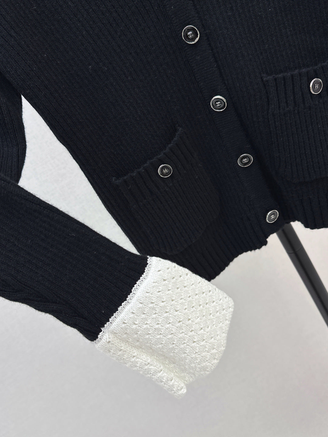 Chan 25fw knitted cardigan