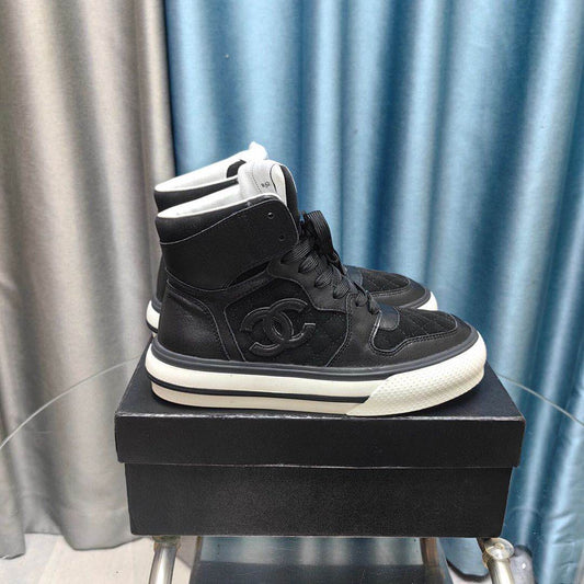 Chan sneaker