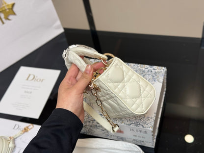 D bag