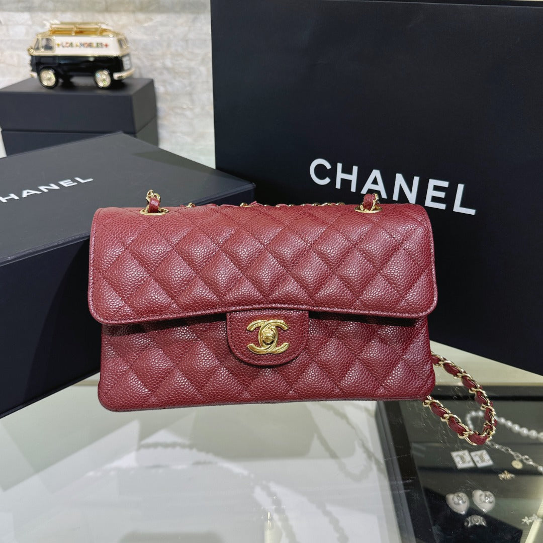 CH  SMALL CLASSIC HANDBAG 23 Grained Calfskin Red Wine Color
