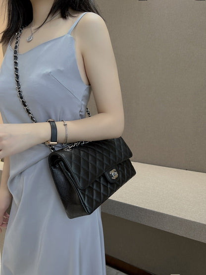 CH CLASSIC 11.12 HANDBAG 25.5 Small Grained Calfskin Black