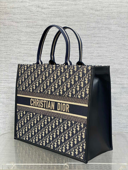 DO  Book Tote Bag Blue Di0r Oblique Embroidery and Calfskin