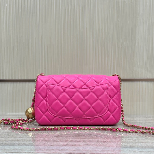 CH CF20 Golden Globe CLASSIC HANDBAG  Lambskin Rose Red