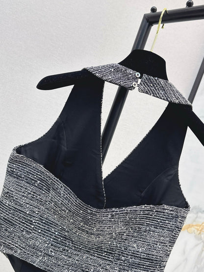Ch 25ss rhinestone vest
