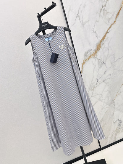 P 25ss sleeveless dress