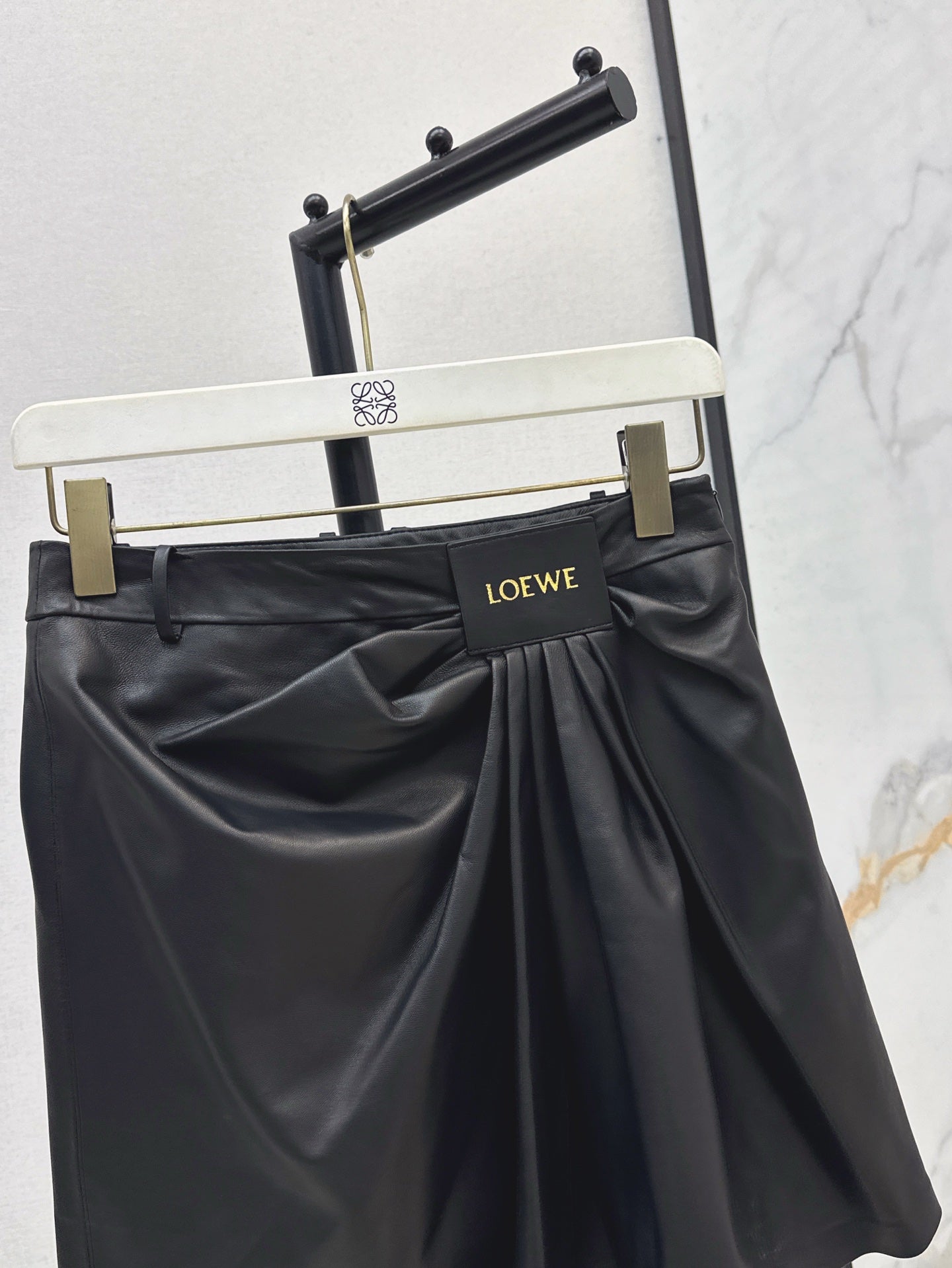 Loe 25ss leather skirt