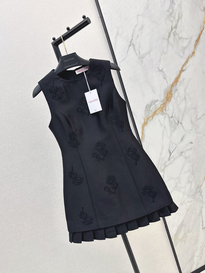 Val 25ss embroidered dress