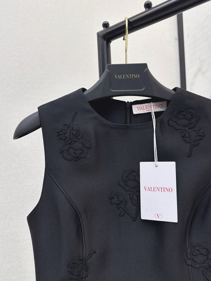 Val 25ss embroidered dress