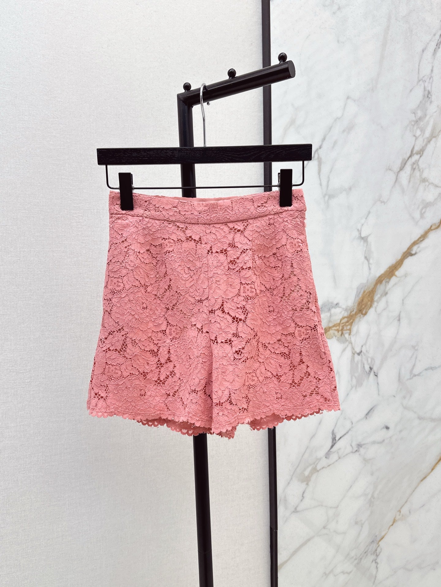 Do 25SS lace shorts