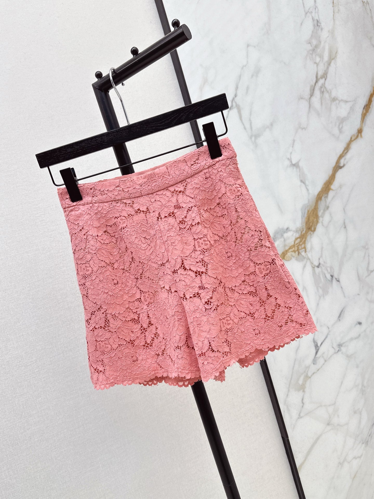 Do 25SS lace shorts