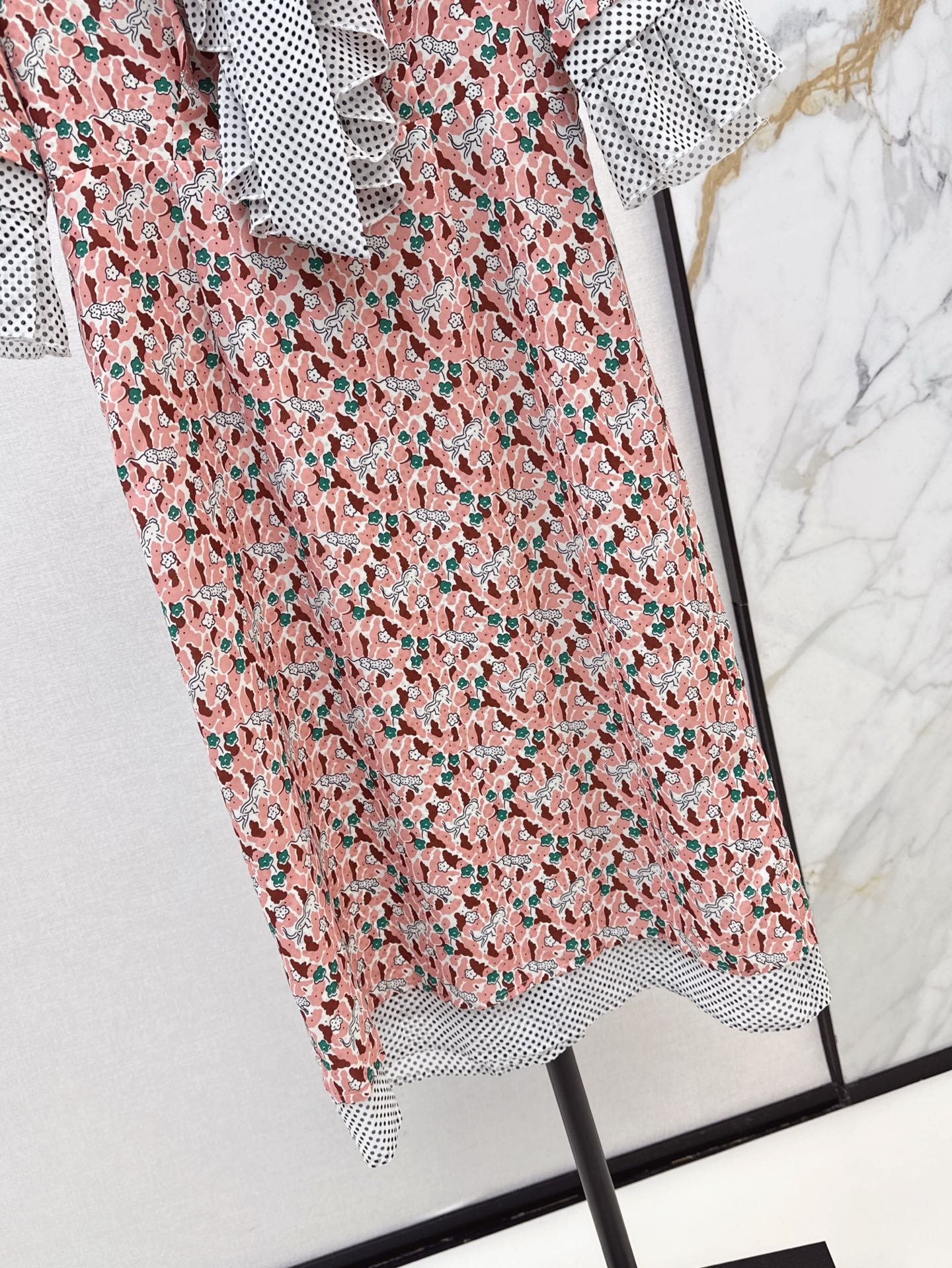 p 25SS floral dress