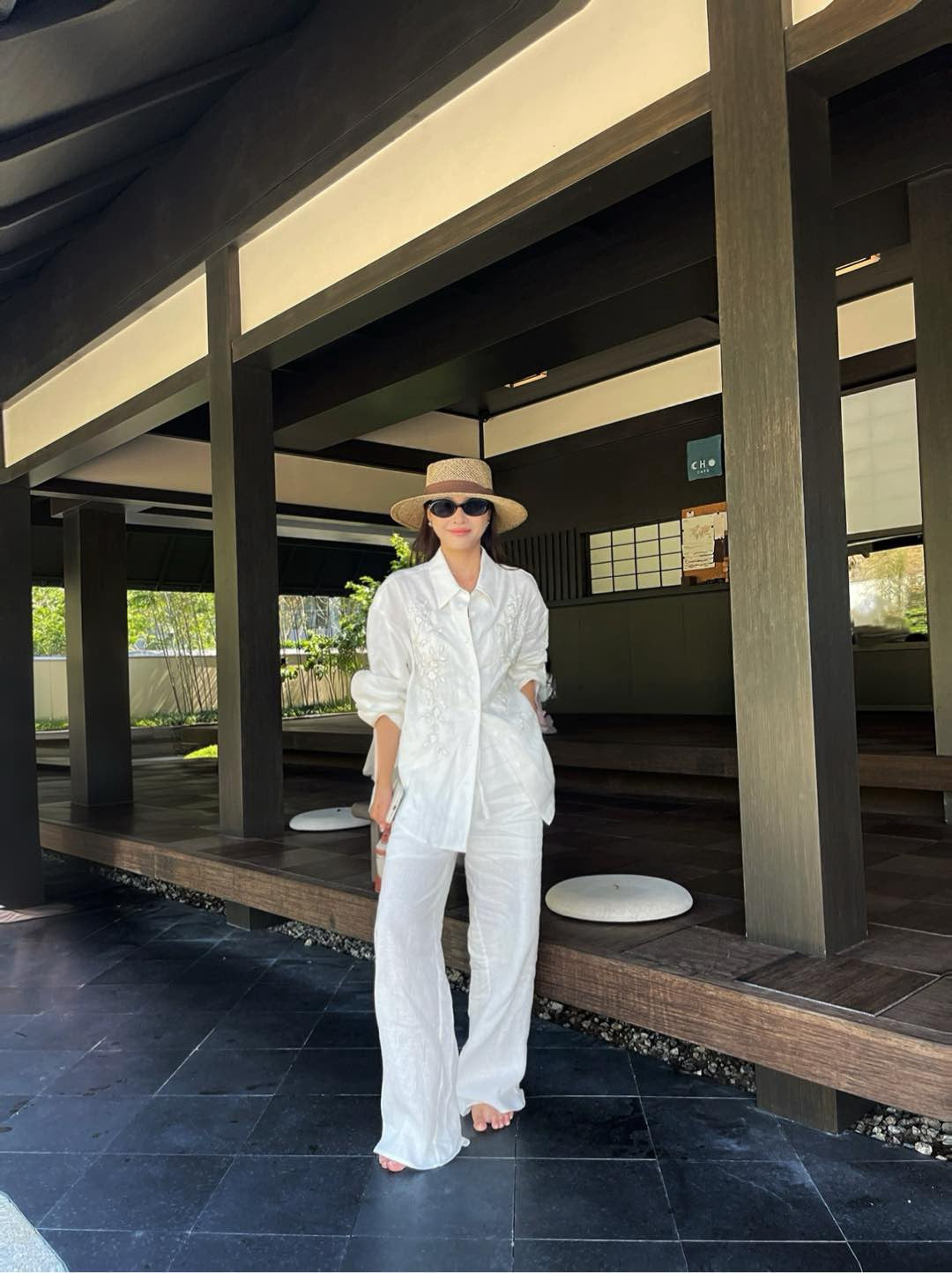 Lo 25ss linen suit