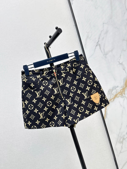 L 25ss monogram short