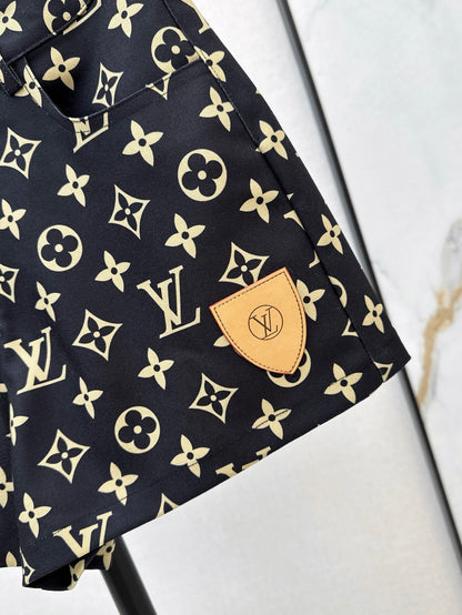 L 25ss monogram short