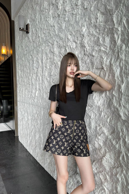 L 25ss monogram short