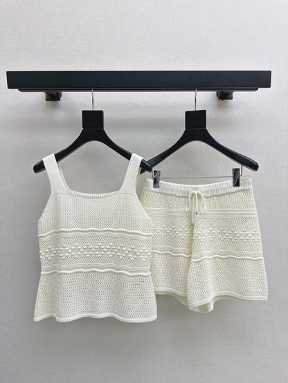 CE 25SS knit suit
