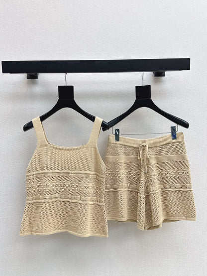 CE 25SS knit suit