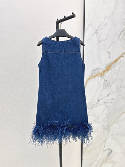 Val 25ss Removable ostrich feathers dress