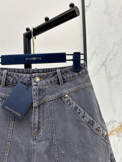 Lou 25ss embroidered short