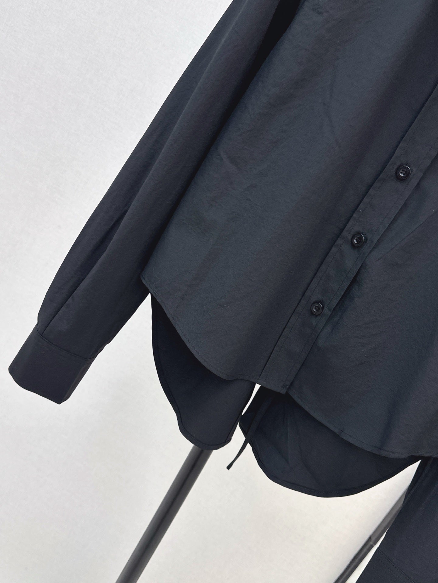 Loe 25ss embroidered shirt