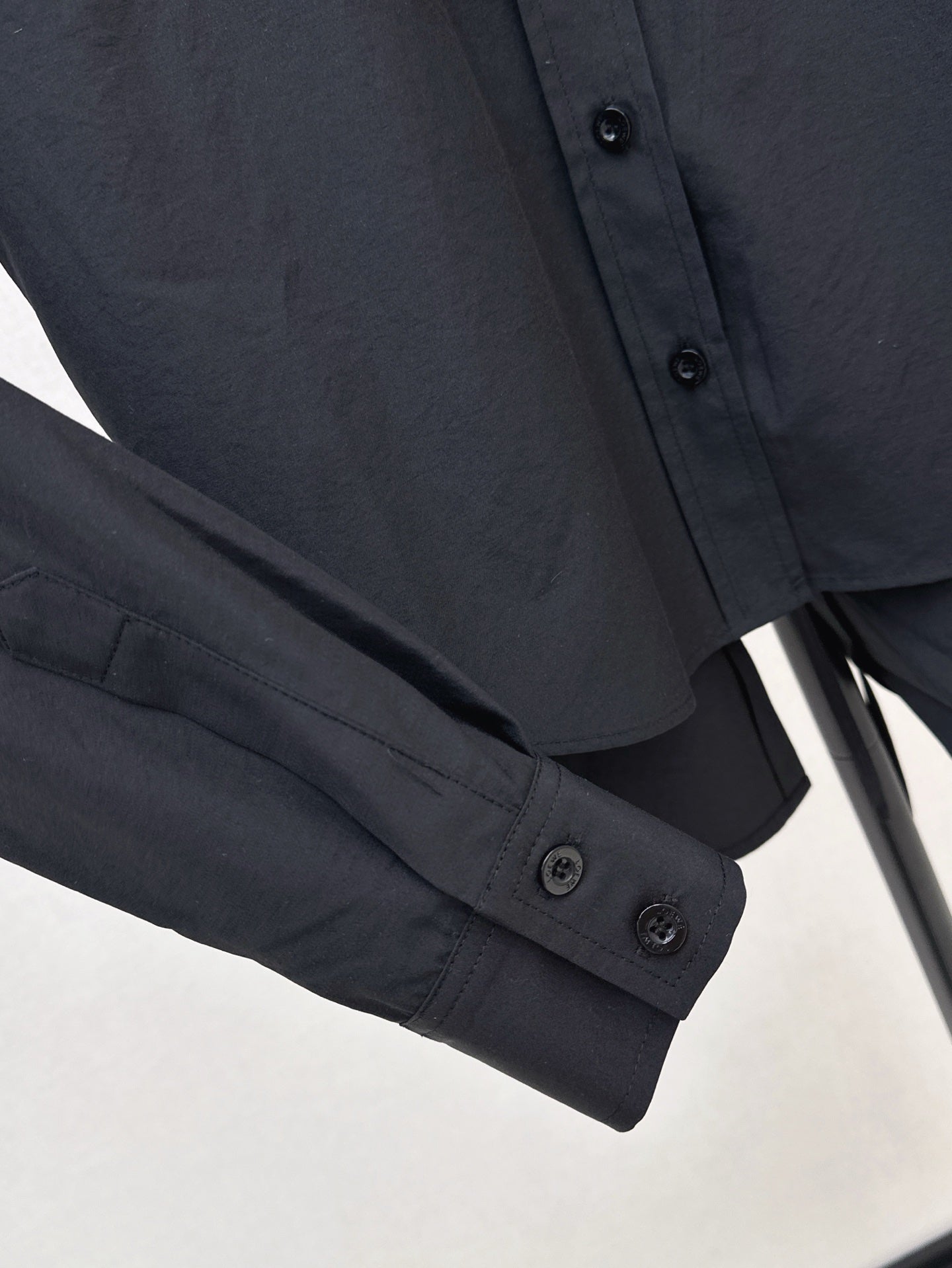 Loe 25ss embroidered shirt