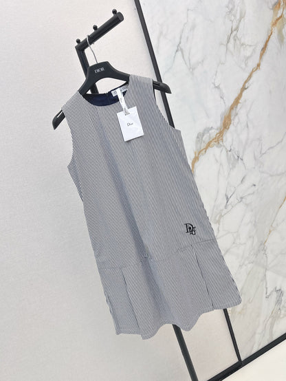 CD 25SS sleeveless dress