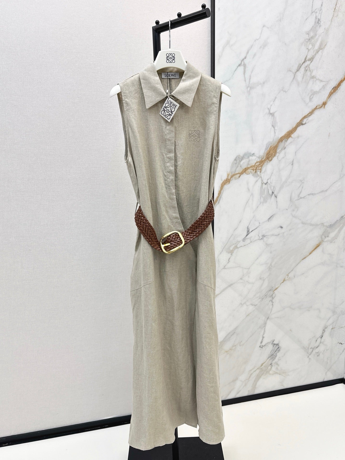 Loe 25ss Linen sleeveless dress
