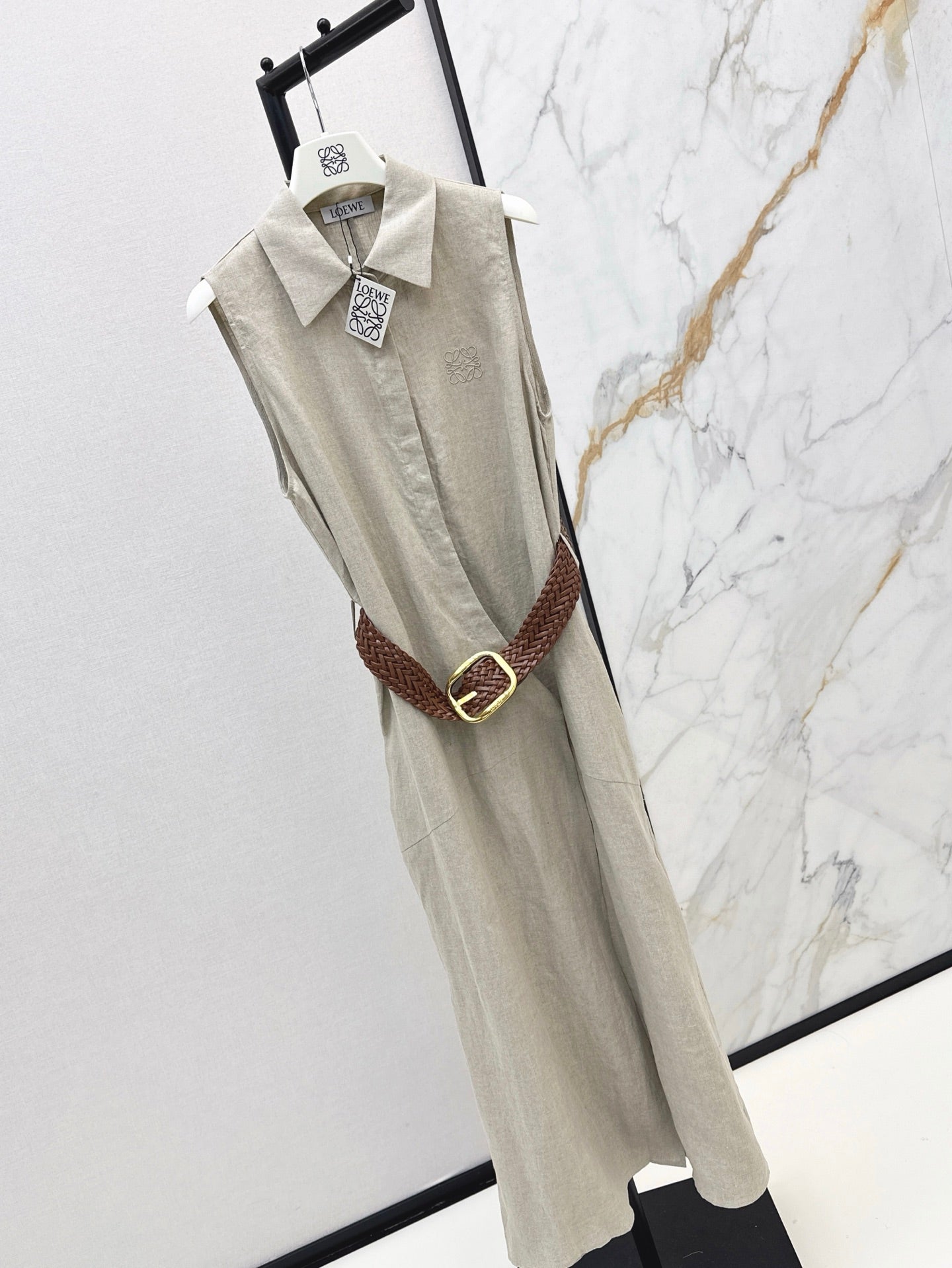 Loe 25ss Linen sleeveless dress