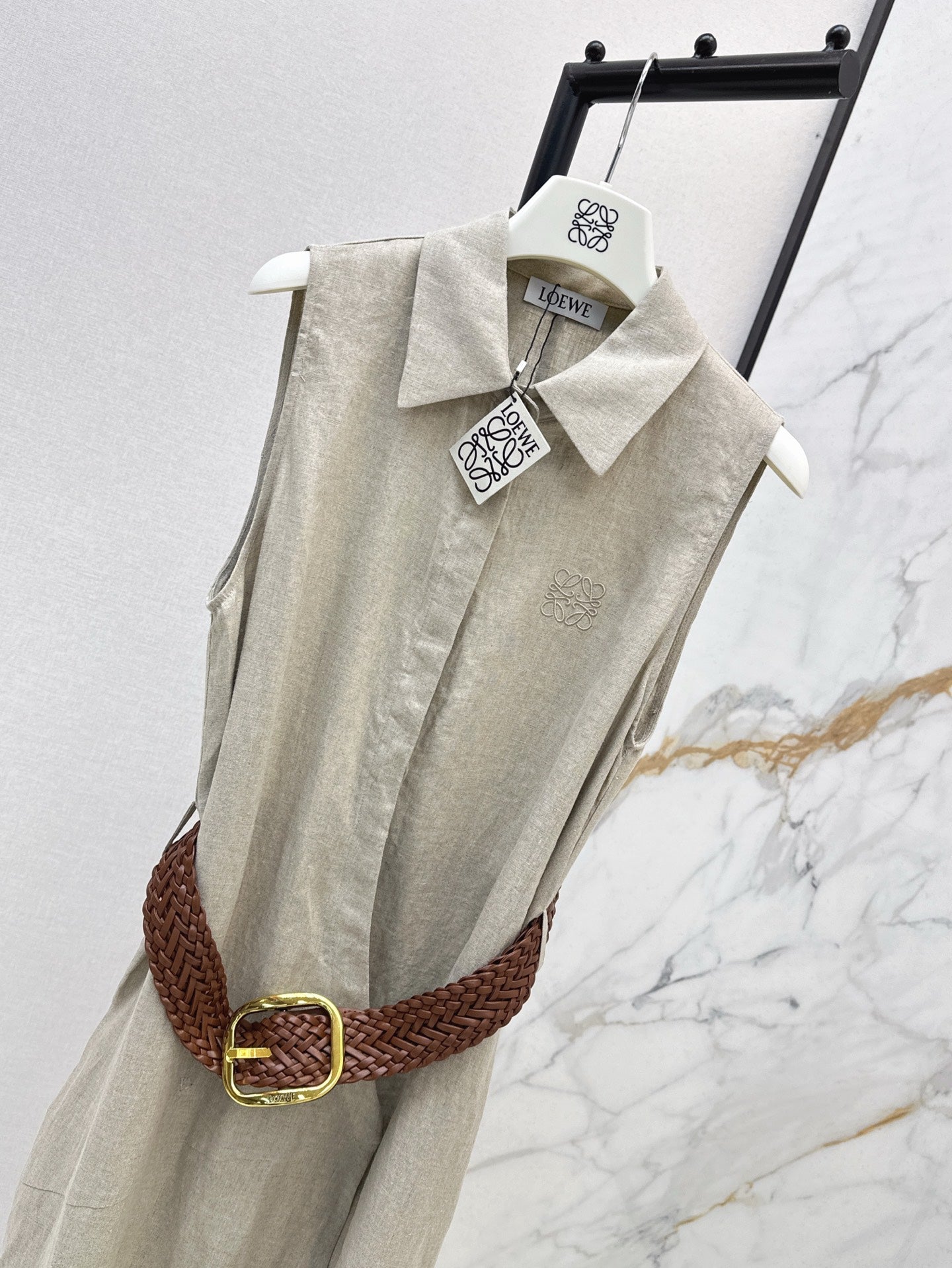 Loe 25ss Linen sleeveless dress