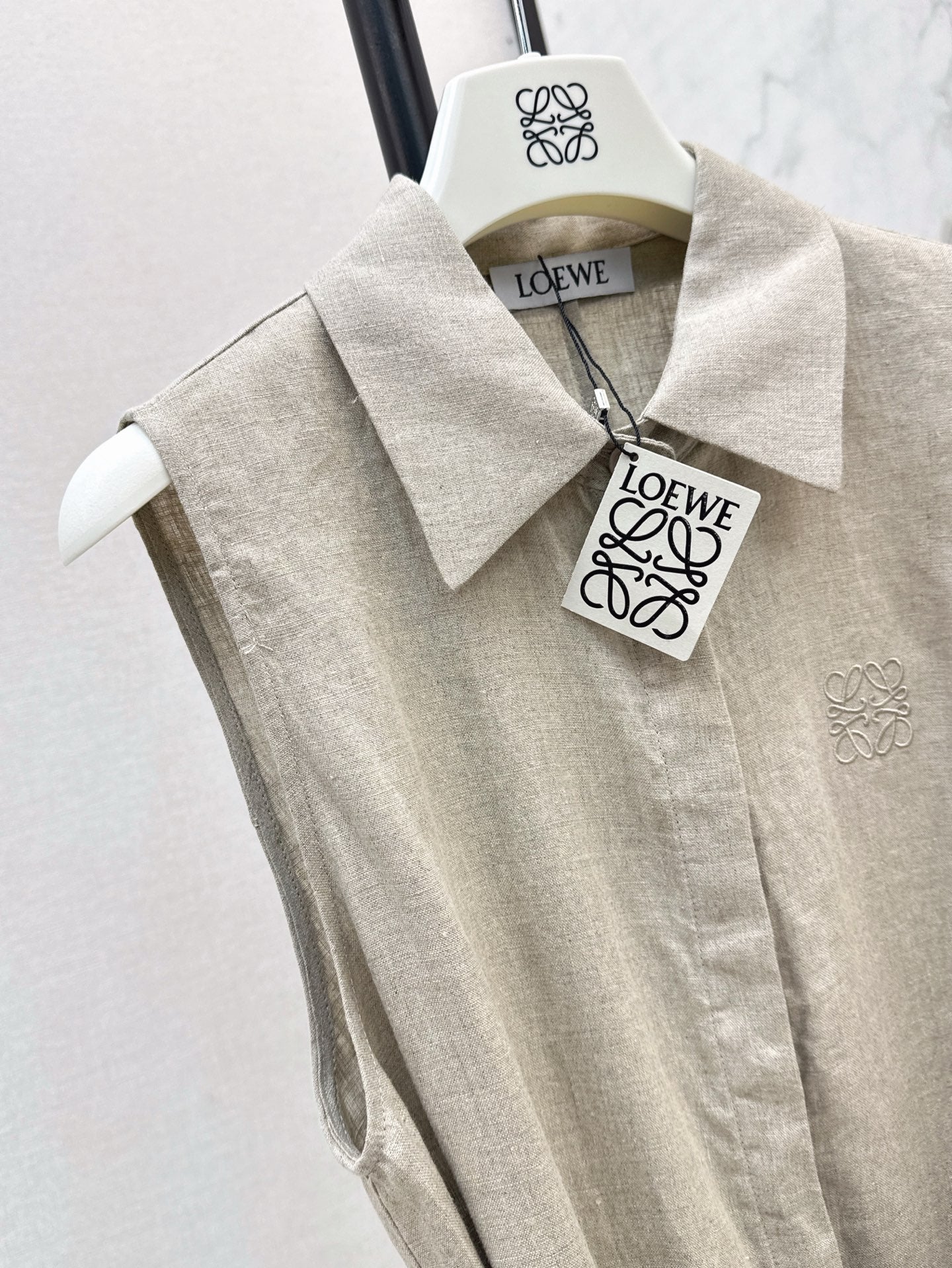 Loe 25ss Linen sleeveless dress