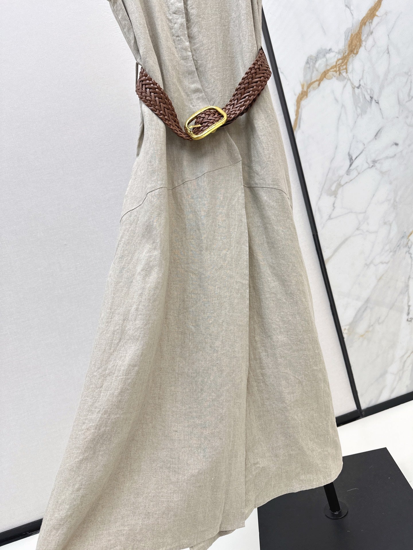 Loe 25ss Linen sleeveless dress