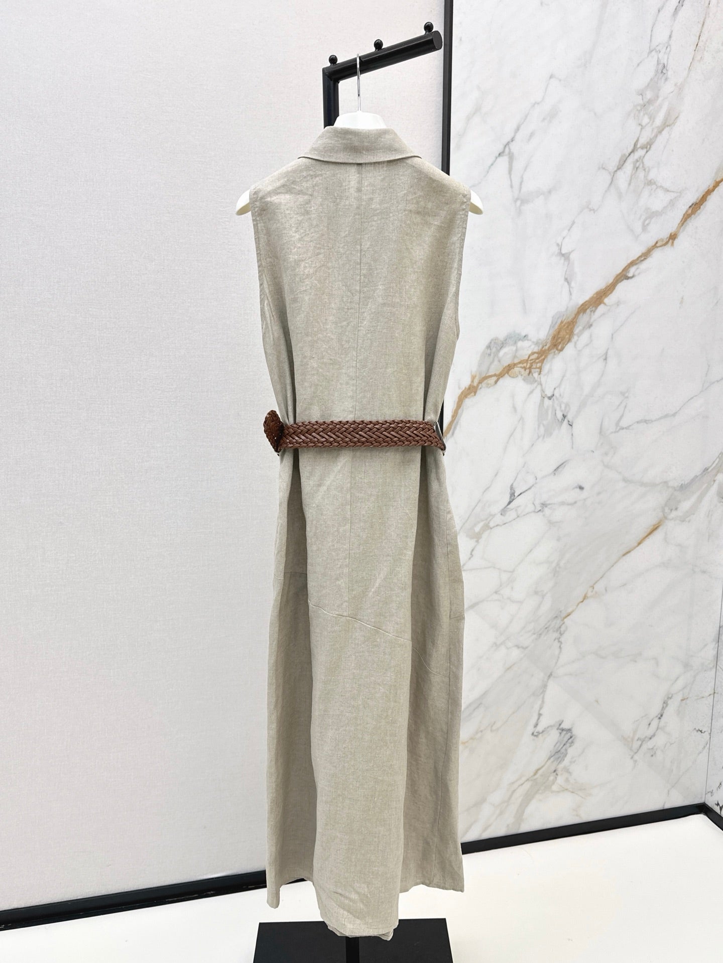Loe 25ss Linen sleeveless dress