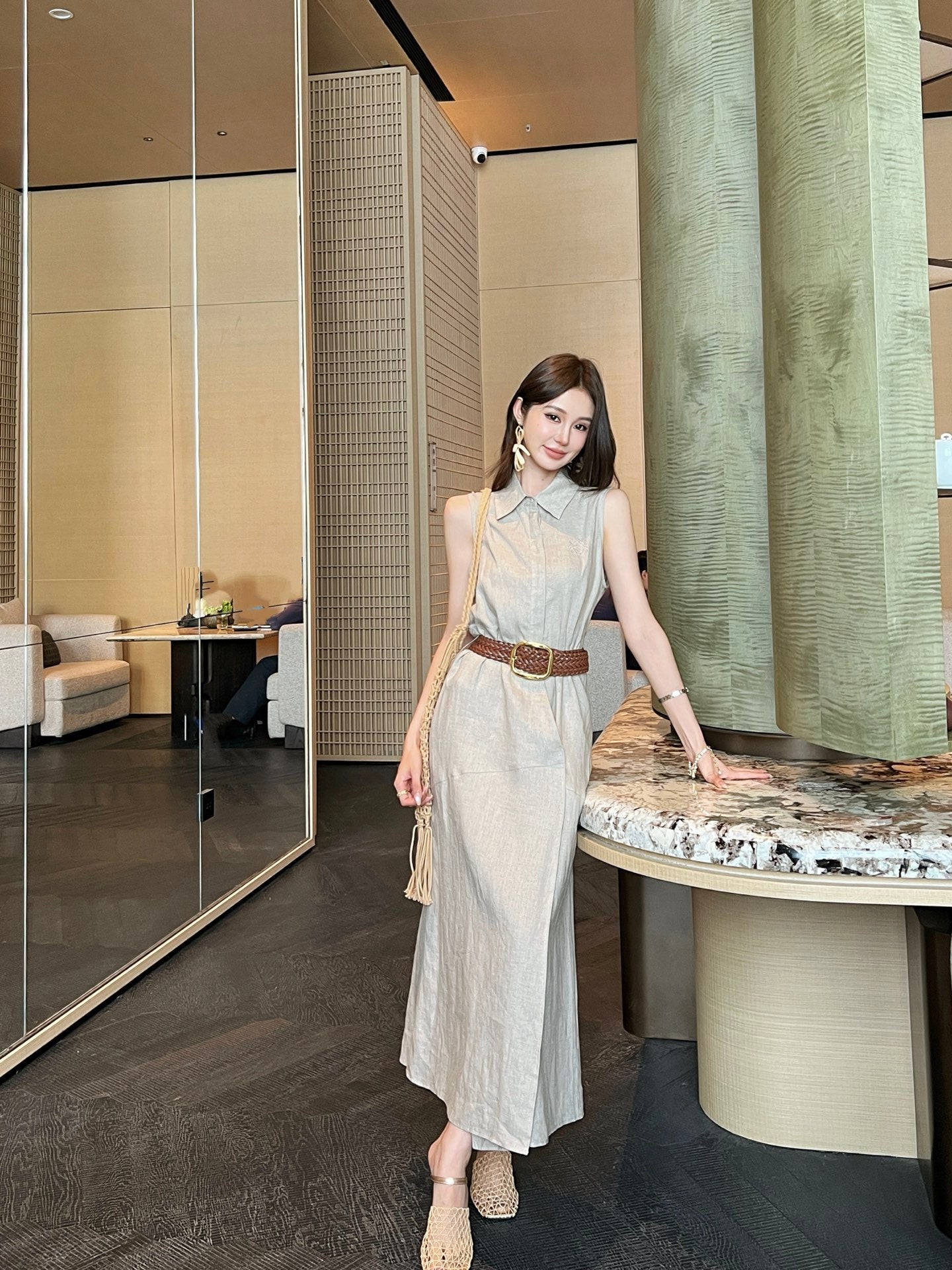 Loe 25ss Linen sleeveless dress