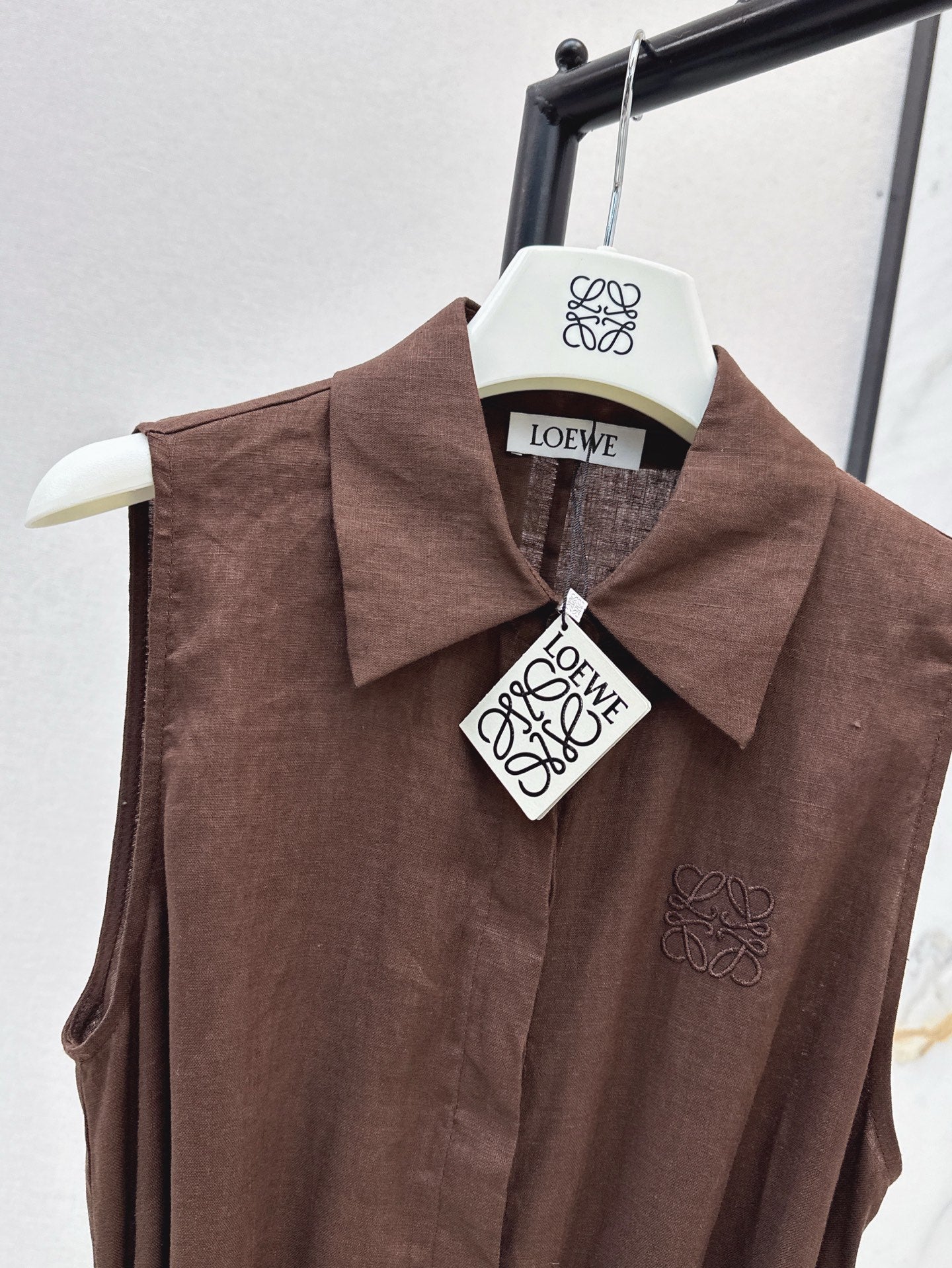 Loe 25ss Linen sleeveless dress
