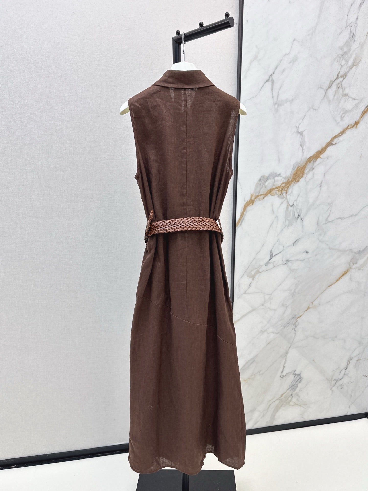 Loe 25ss Linen sleeveless dress