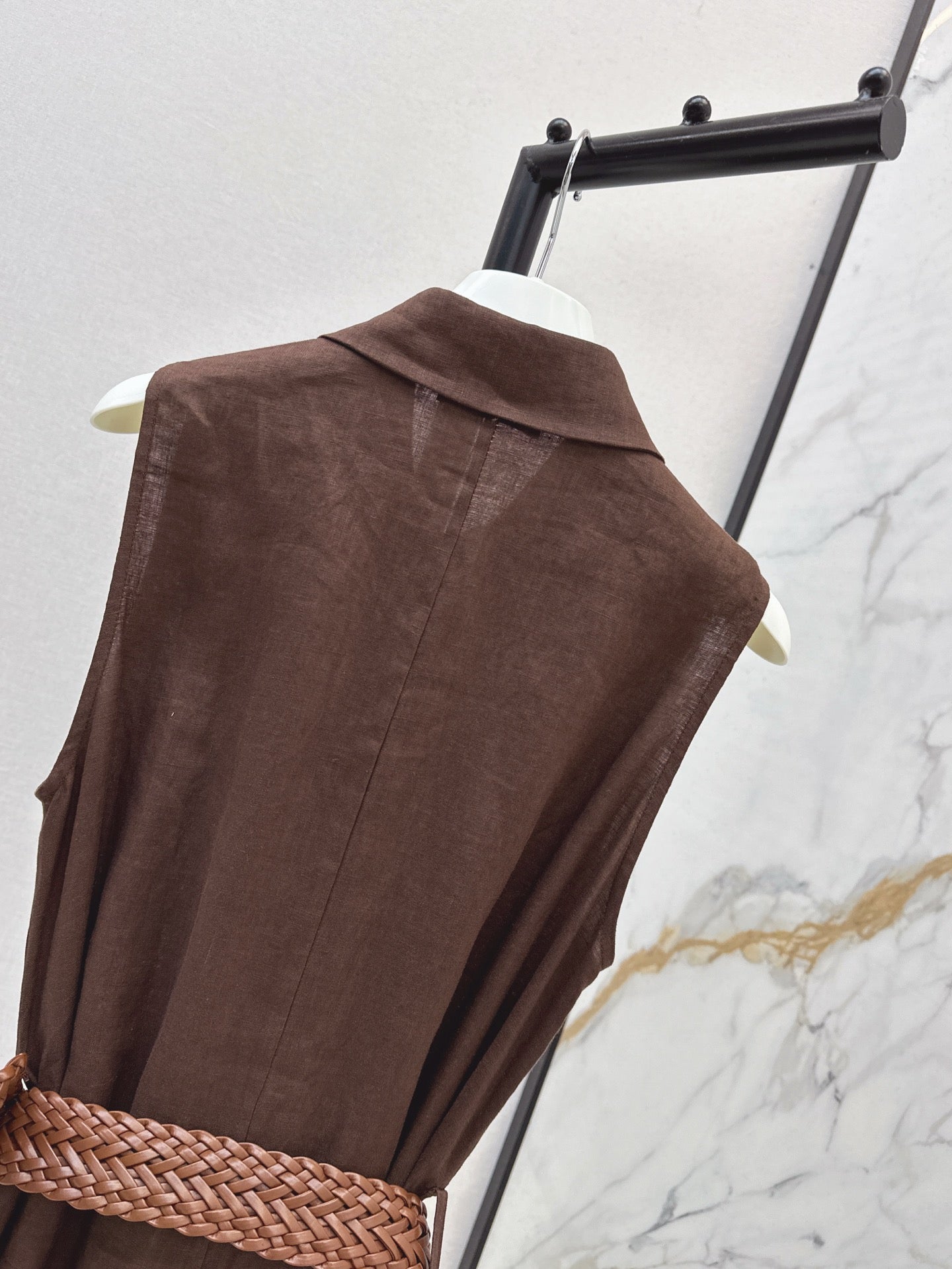 Loe 25ss Linen sleeveless dress