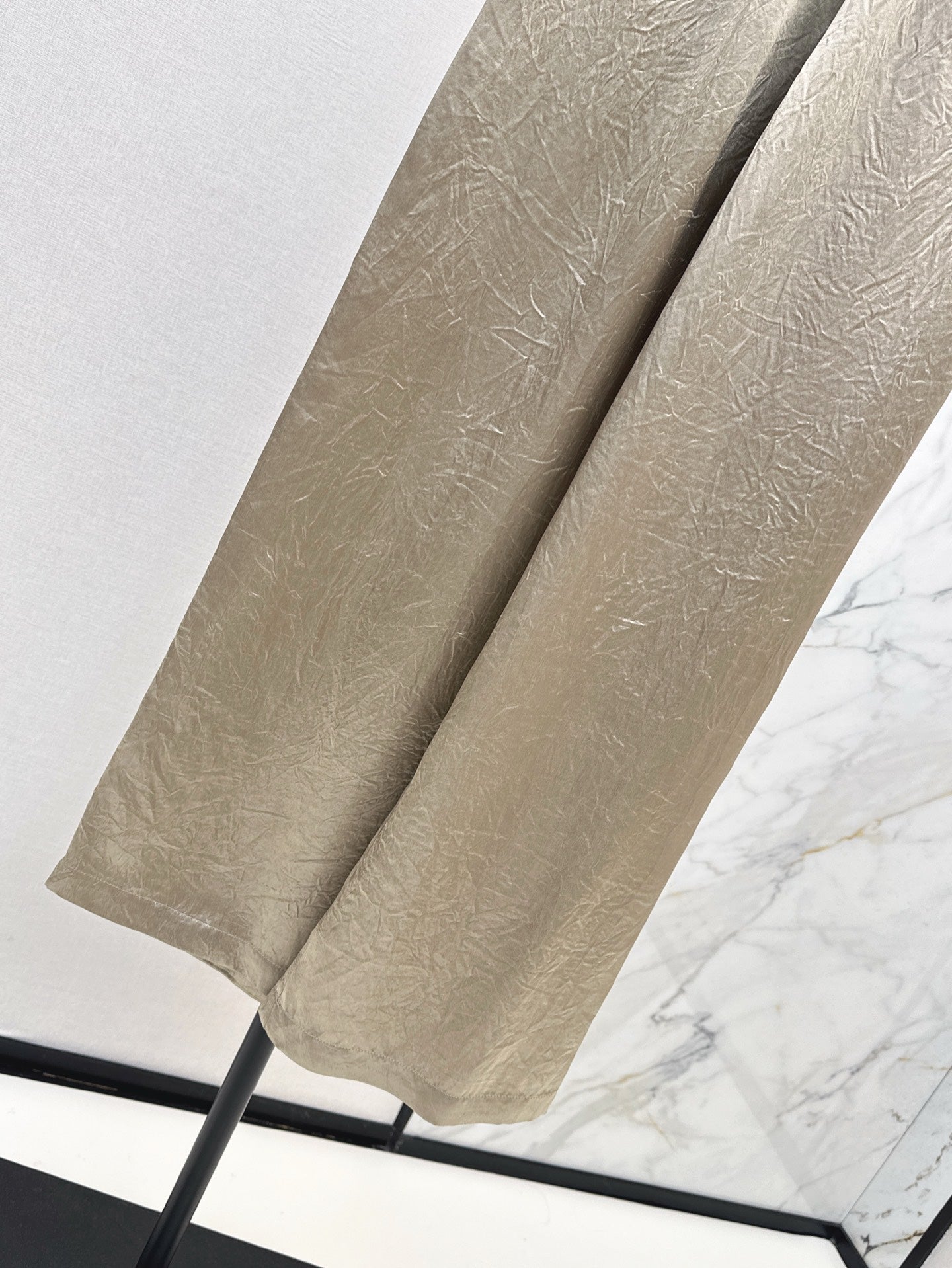 Row 25ss satin pants
