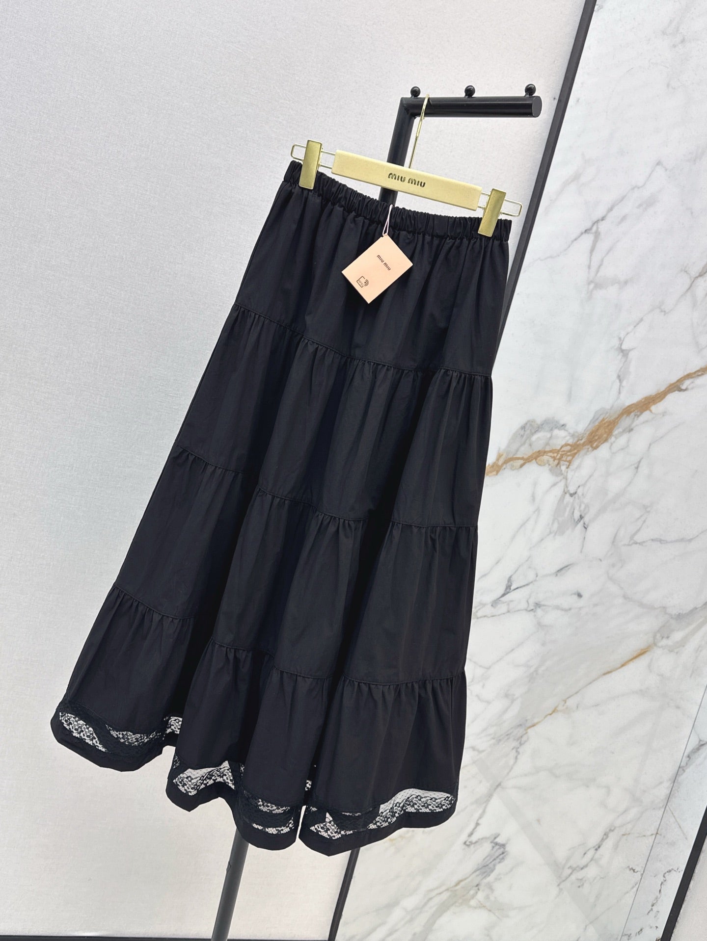 Miu 25ss lace skirt