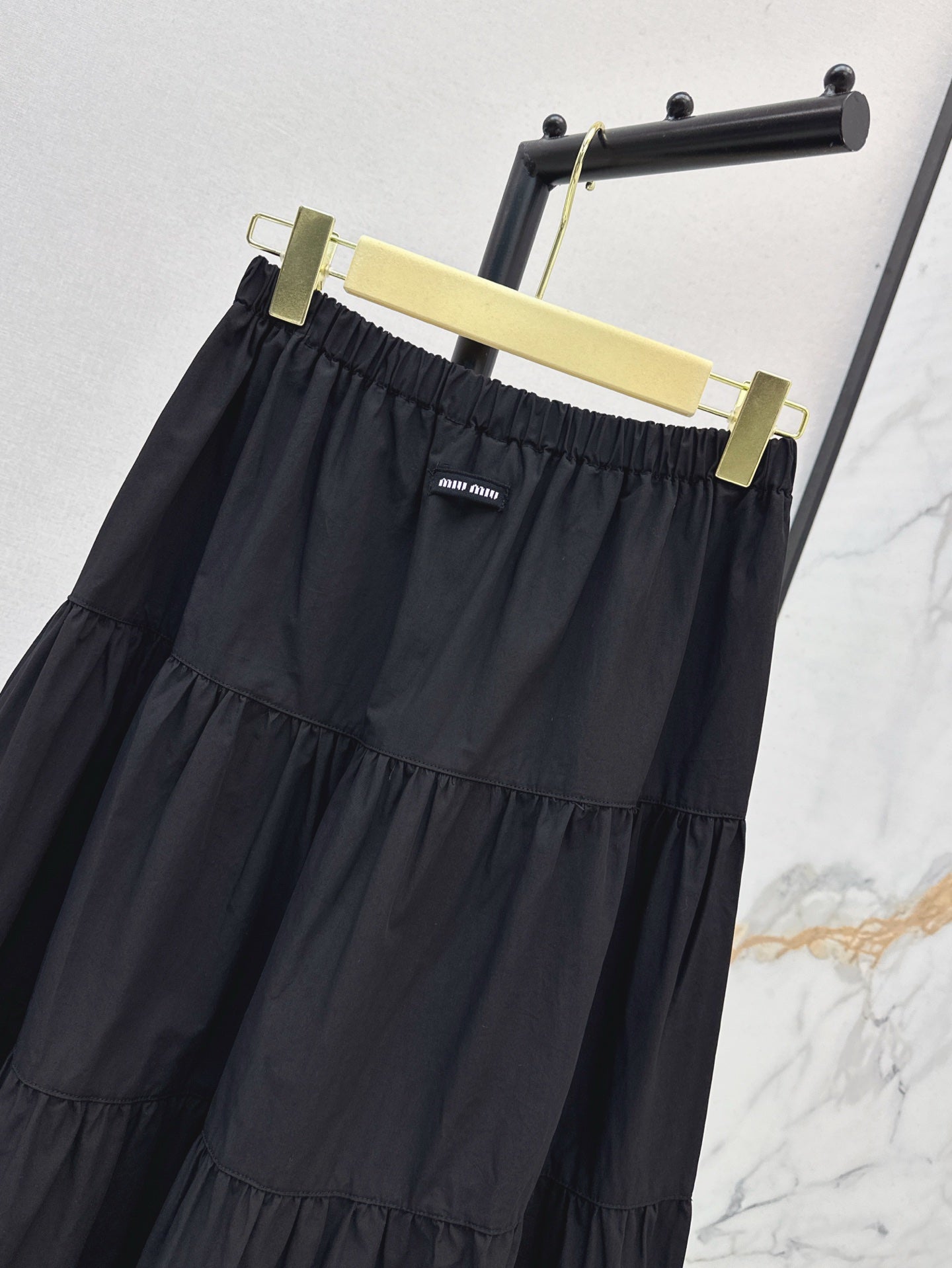 Miu 25ss lace skirt